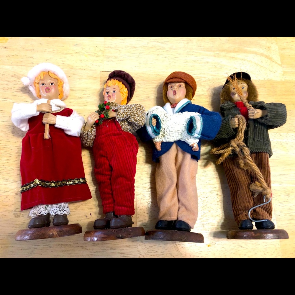Vintage Christmas Carolers Children Lot of 4